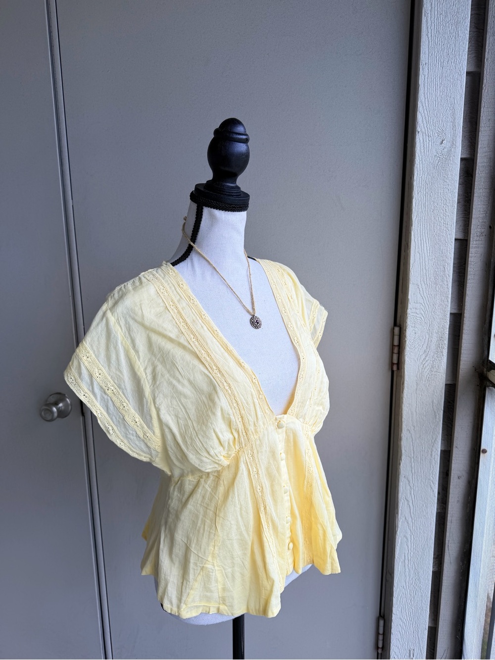 NWT Free People Solid Landy Top in Banana Cream Yellow Button-Front Blouse - Picture 6 of 9